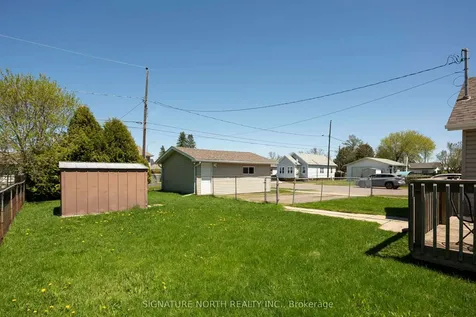 1401 Frederica Street W Thunder Bay ON P7E 3Y7