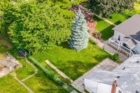 180 Oak Avenue Hamilton ON L8L 5N1