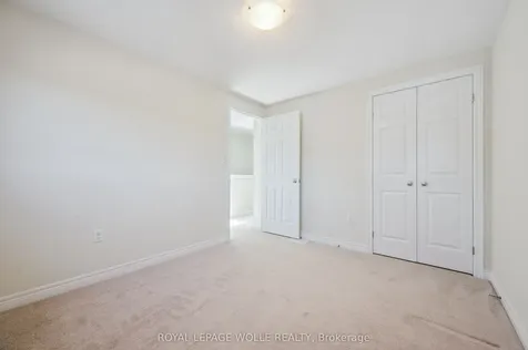 86 Upper Mercer Street Kitchener ON N2A 4N1