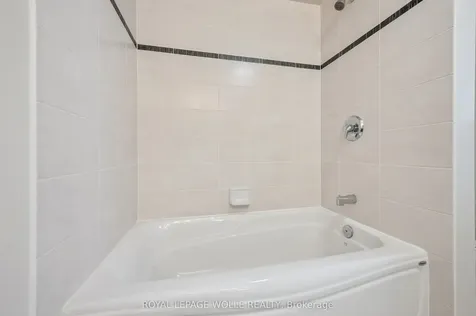 86 Upper Mercer Street Kitchener ON N2A 4N1