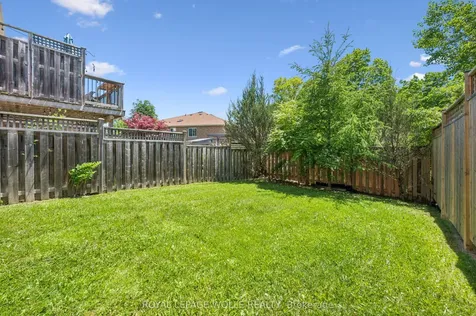 86 Upper Mercer Street Kitchener ON N2A 4N1