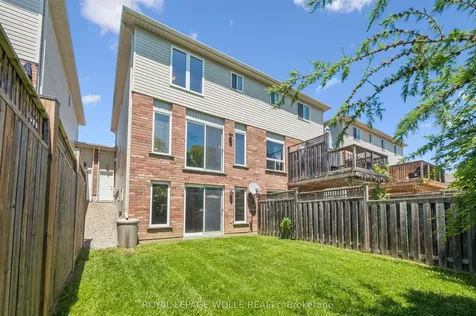 86 Upper Mercer Street Kitchener ON N2A 4N1