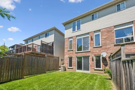 86 Upper Mercer Street Kitchener ON N2A 4N1