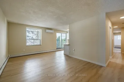 6390 Huggins Street Niagara Falls ON L2J 1H1