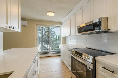6390 Huggins Street Niagara Falls ON L2J 1H1