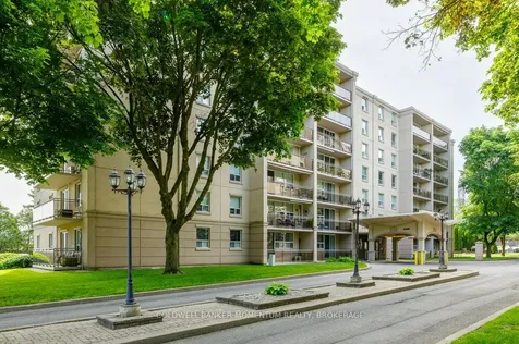 6390 Huggins Street Niagara Falls ON L2J 1H1