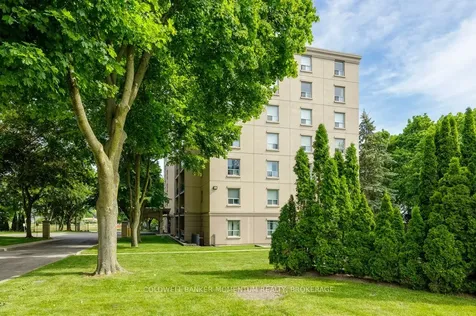 6390 Huggins Street Niagara Falls ON L2J 1H1