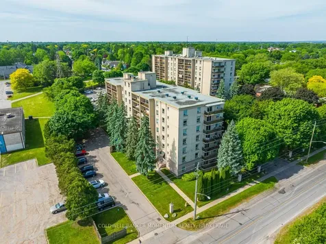 6390 Huggins Street Niagara Falls ON L2J 1H1