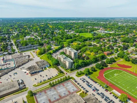 6390 Huggins Street Niagara Falls ON L2J 1H1
