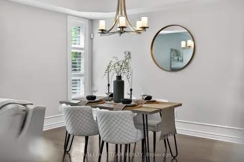 51 Bridle Crest Court Kanata ON K2M 0H5