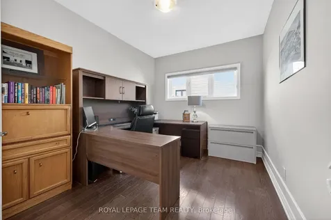 51 Bridle Crest Court Kanata ON K2M 0H5
