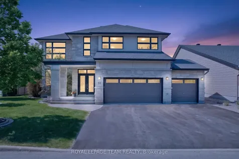 51 Bridle Crest Court Kanata ON K2M 0H5