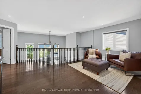 51 Bridle Crest Court Kanata ON K2M 0H5
