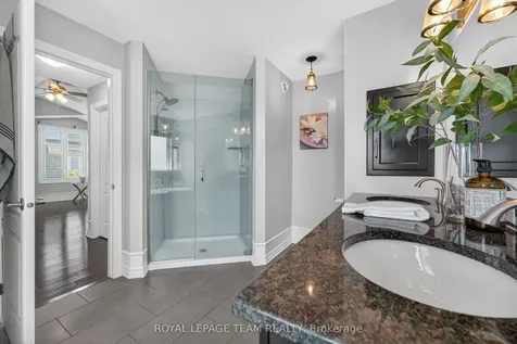 51 Bridle Crest Court Kanata ON K2M 0H5