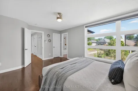 51 Bridle Crest Court Kanata ON K2M 0H5