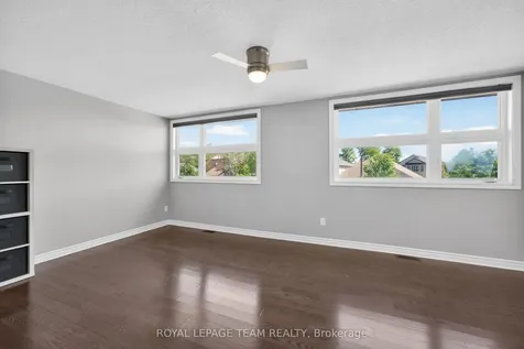 51 Bridle Crest Court Kanata ON K2M 0H5