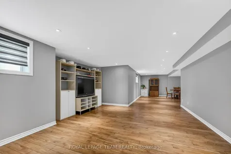 51 Bridle Crest Court Kanata ON K2M 0H5