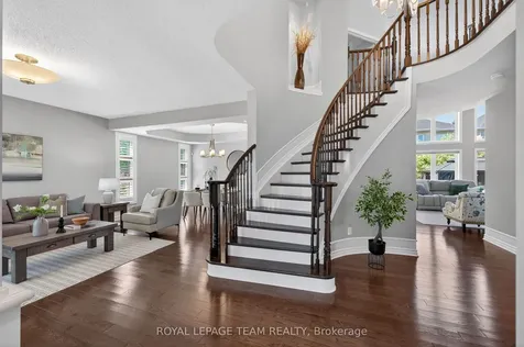 51 Bridle Crest Court Kanata ON K2M 0H5