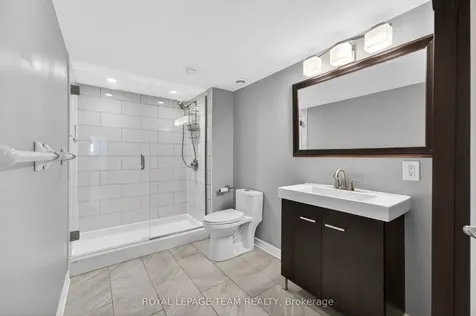 51 Bridle Crest Court Kanata ON K2M 0H5