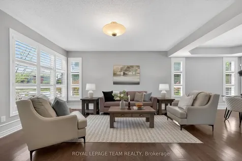 51 Bridle Crest Court Kanata ON K2M 0H5