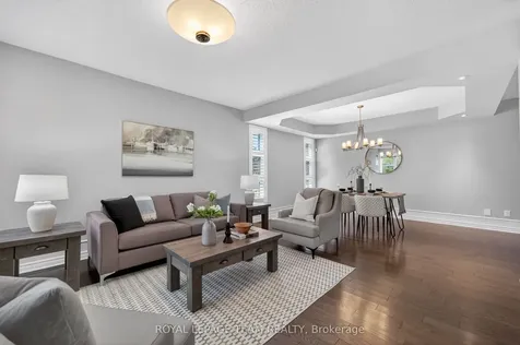51 Bridle Crest Court Kanata ON K2M 0H5