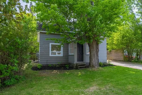 13 Johanna Street Huntsville ON P1H 1T9