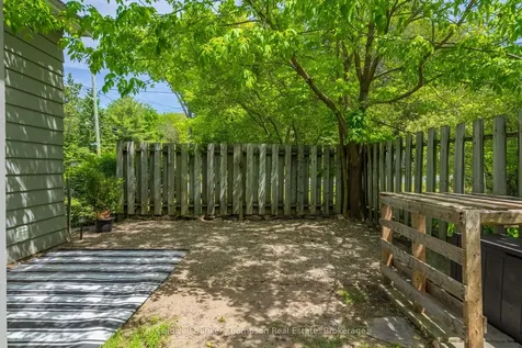 13 Johanna Street Huntsville ON P1H 1T9
