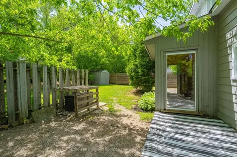13 Johanna Street Huntsville ON P1H 1T9