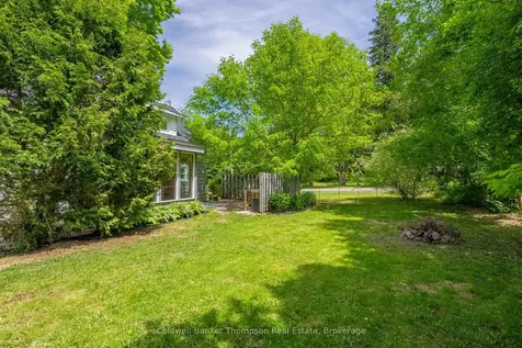 13 Johanna Street Huntsville ON P1H 1T9