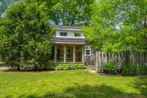 13 Johanna Street Huntsville ON P1H 1T9
