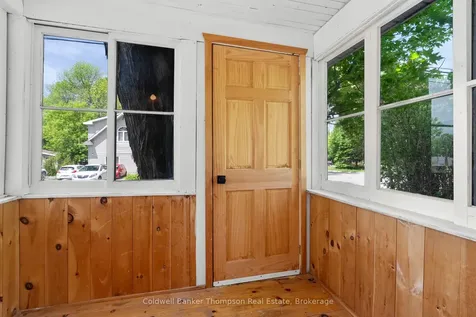 13 Johanna Street Huntsville ON P1H 1T9