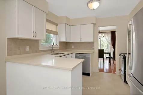 90 Acklam Terrace Kanata ON K2K 2J1