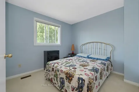 90 Acklam Terrace Kanata ON K2K 2J1