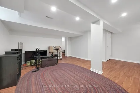 90 Acklam Terrace Kanata ON K2K 2J1