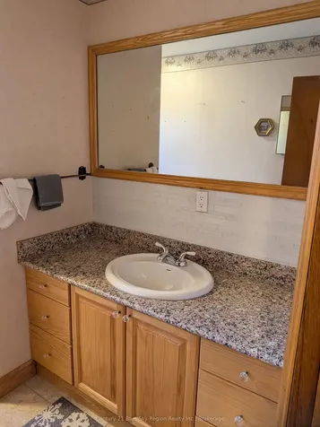 1 Portage Avenue North Bay ON P1A 1P1