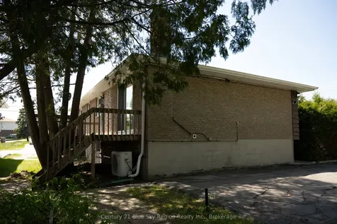 1 Portage Avenue North Bay ON P1A 1P1