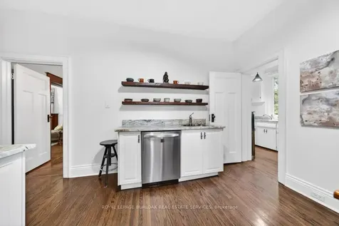 35 Burris Street Hamilton ON L8M 2J1
