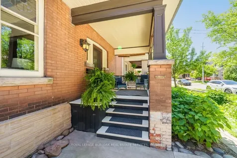 35 Burris Street Hamilton ON L8M 2J1