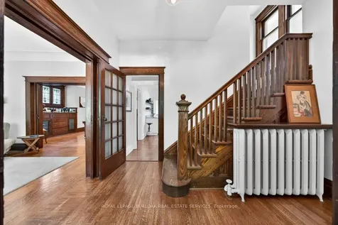 35 Burris Street Hamilton ON L8M 2J1