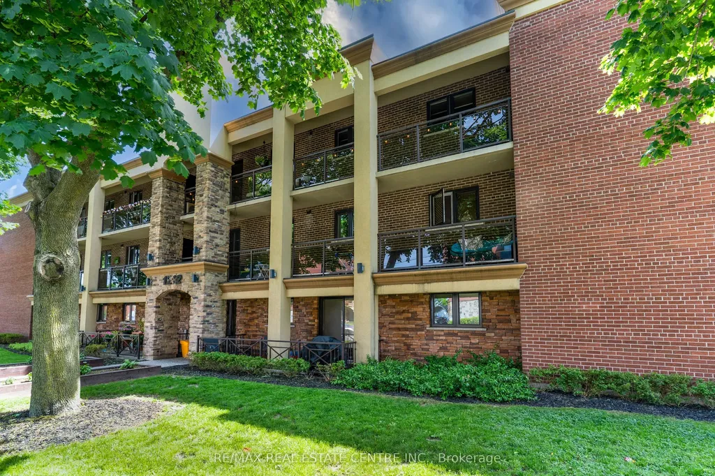 1212 Fennell Avenue E Hamilton ON L8T 1T2