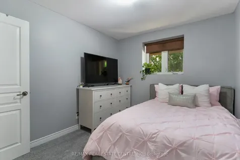 1212 Fennell Avenue E Hamilton ON L8T 1T2