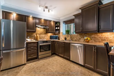 1212 Fennell Avenue E Hamilton ON L8T 1T2