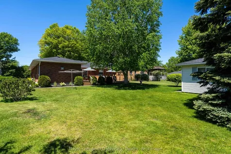 86 Breadalbane Street S Saugeen Shores ON N0H 2L0