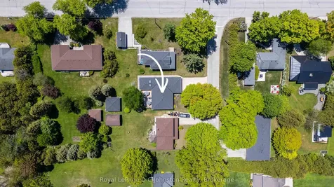 86 Breadalbane Street S Saugeen Shores ON N0H 2L0