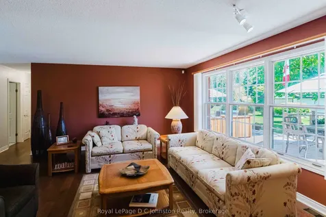 86 Breadalbane Street S Saugeen Shores ON N0H 2L0