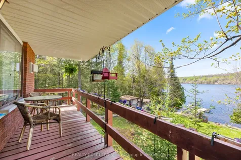 1464 Peninsula Road North Bay ON P1B 8G4