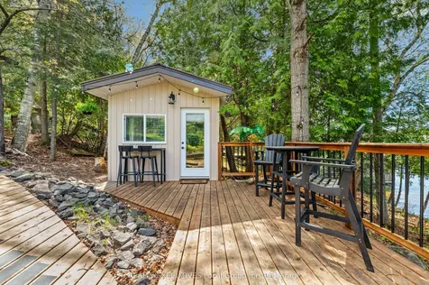 1464 Peninsula Road North Bay ON P1B 8G4