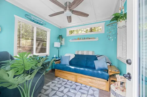 1464 Peninsula Road North Bay ON P1B 8G4