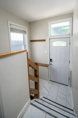 327 Sidney Street Quinte West ON K8V 2V1