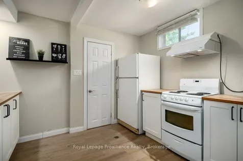 327 Sidney Street Quinte West ON K8V 2V1